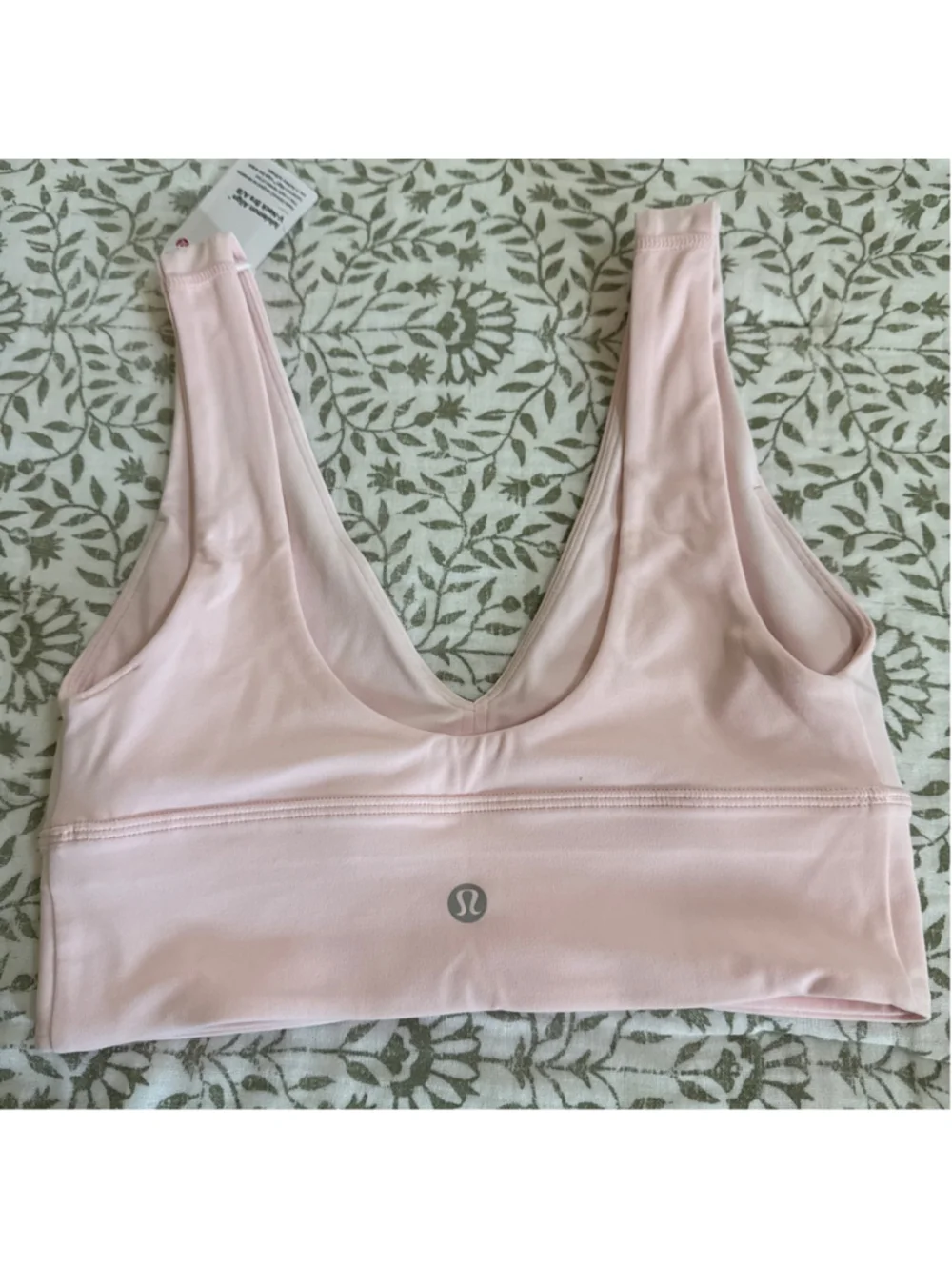 Lululemon Align V-Neck Sports Bra Size 4 Pink